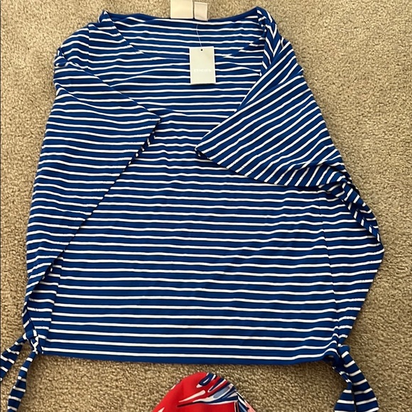 Chicos Top - Picture 2 of 5